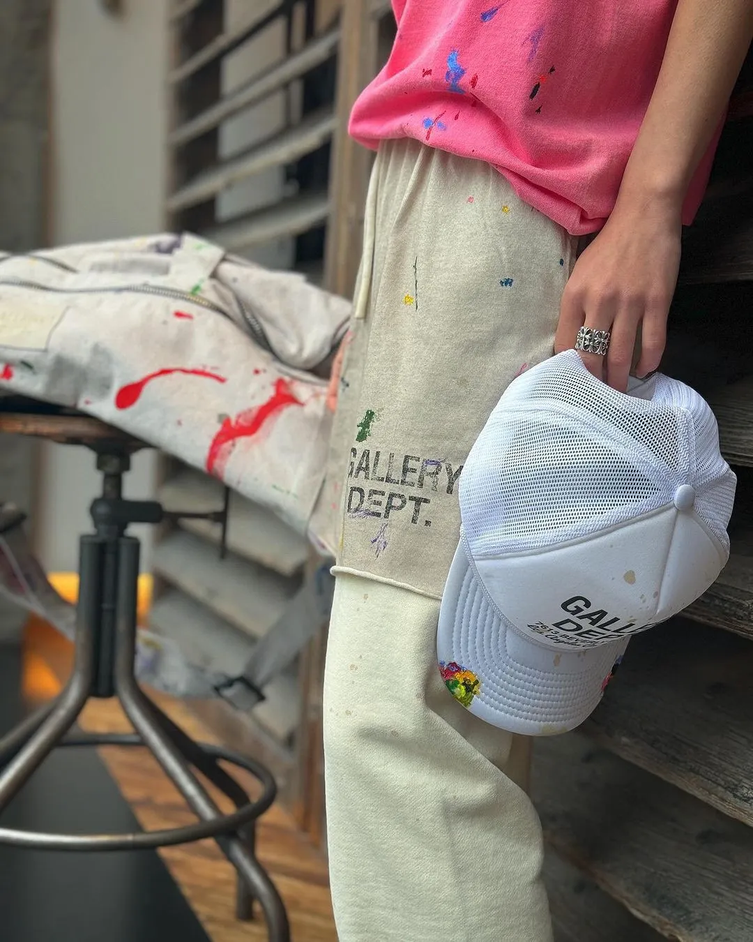 Heavy craftsmanship, the first choice for American boys in summer GALLERY DEPT. INSOMNIA SHORTS/WHITE English mud-dyed and ink-splashed shorts, off-white S-XL, super comfortable and breathable fabric, frees the lower body, heavy wash, mud-dyed and distressed, super complex ink-splashed graffiti